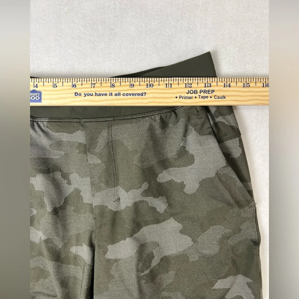 Lululemon THE Short 7” Mesh Linerless Men’s Small Camo Green Athletic Run M7APIS